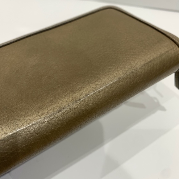 Gucci Gold Bamboo Ribbon Zip Around Wallet Sku#85428 (Gently used, rubbing) - Picture 14 of 14